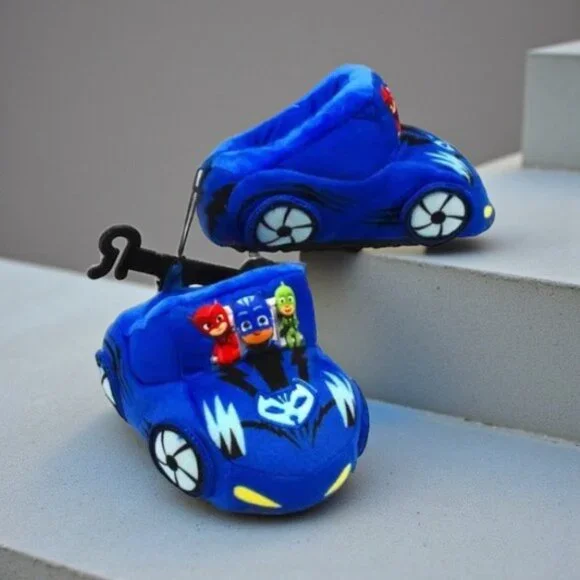 NWT PJ Masks Childs Superhero Slippers