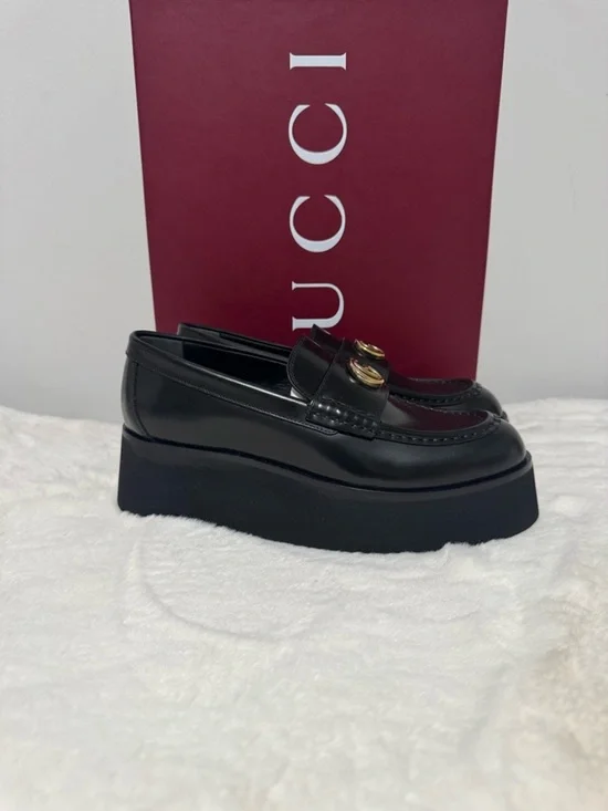 Gucci Black Leather Platform Loafers with Gold Horsebit