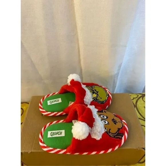 Grinch kid slippers 9/10 new‎ shoes childs red green