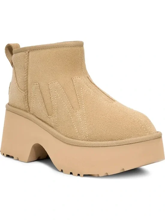 UGG Women's Ultra Mini New Heights Sunwave boots size 12