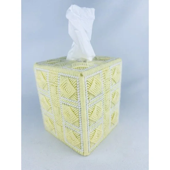 Knitted Stitched Crochet Tissue Box Cover‎ Vintage Yellow  Cream Handmade Decor