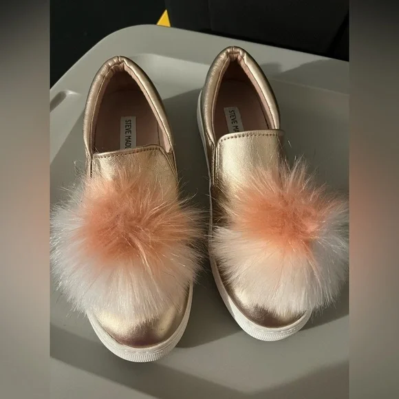 Steve Madden Women's Metallic Rose Gold Platform Pompom Slip On Shoes Pink 8