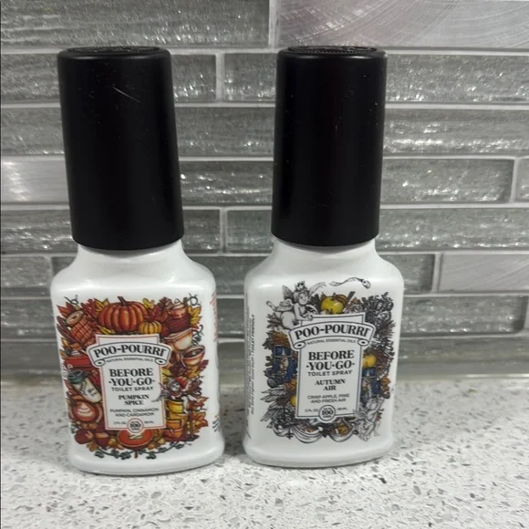 White and Black Bath Accessories Set with Vintage Design