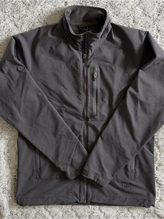 REI Softshell Jacket Full-Zip Men’s Medium Gray‎ Lightweight Activewear Outdoors
