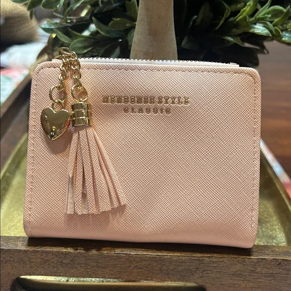💥2/$10 Ladies Pink Wallet with Gold Heart Tassel Charm
