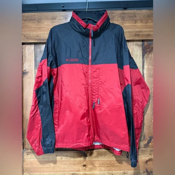Columbia Red and Black Packable‎ Jacket with hood Size XL