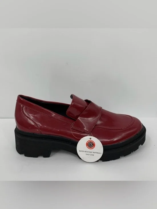 Blondo chunky slip-on loafers shoe lug sole red patent waterproof platform new 9