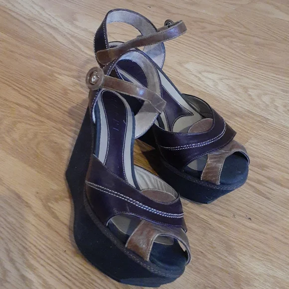 MARNI Brown Leather Platform Wedges Sandals Sz 37/7