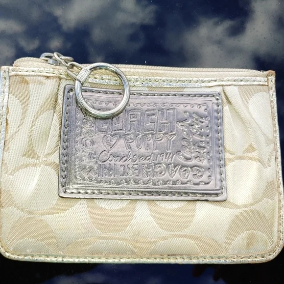 COACH AUTHENTIC SIGNATURE C and LEATHER WALLET