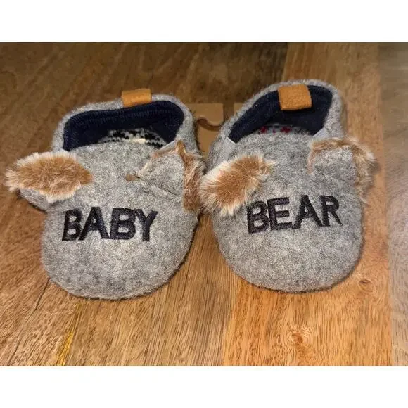 Super Adorable NWT Dearfoams Baby Bear Slippers - Gray (9-12 Months)