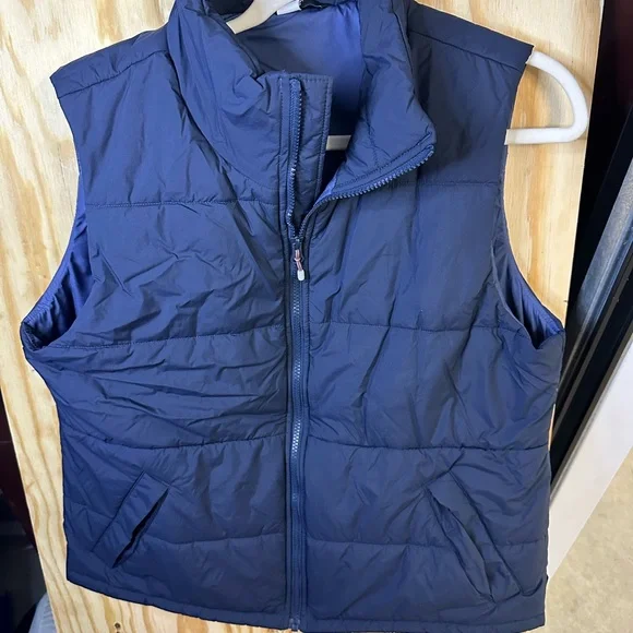 REI Co-Op Men's Navy Blue Puffer‎ Vest