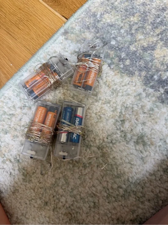 4- Battery-Powered LED String Lights with Clear Battery Pack -batteries not incl