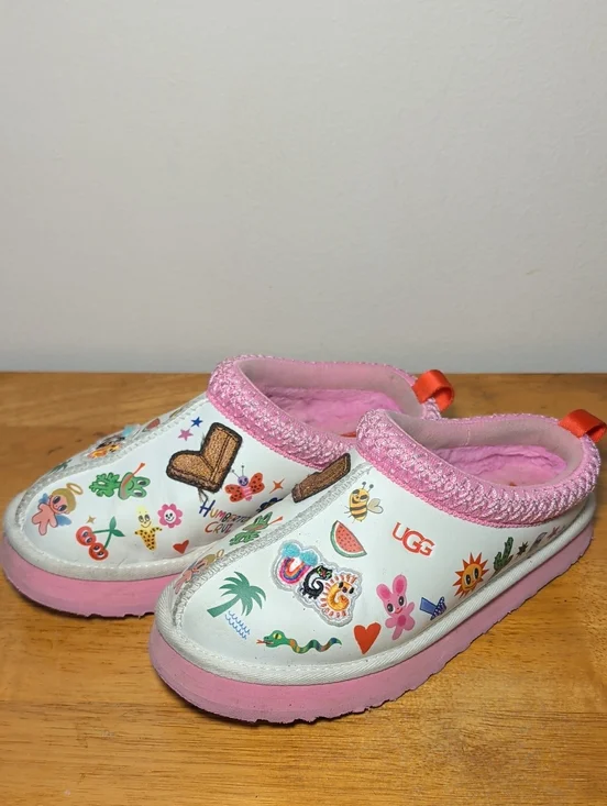 UGG Tazz Pop Sketch Slippers White Leather Colorful Humberto Cruz Girls Size 5