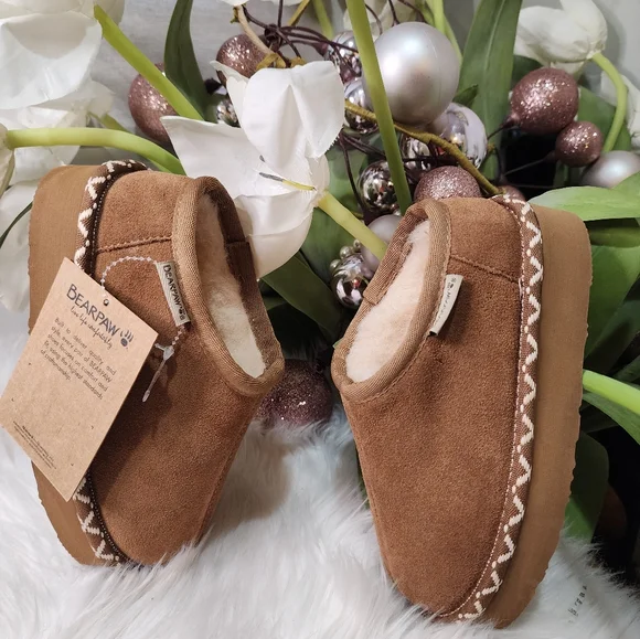 Bearpaw Tabitha Youth Slippers new