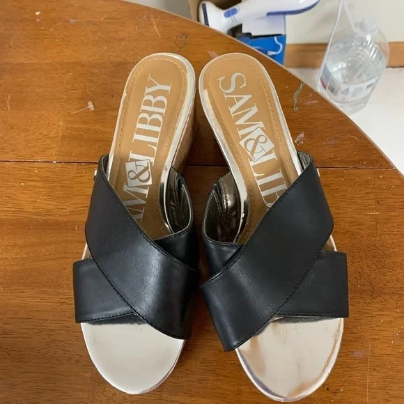 Sam & Libby platform slide sandals black strap size 9 2-3in heel #springbreak