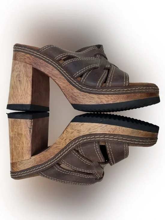 Candie's Vintage Y2K 90’s Leather Chunky Platform Wooden Block Heel- Size 8.5