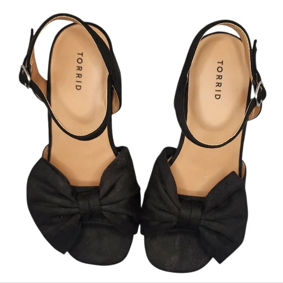 Torrid Black‎ Faux Suede Bow Block Platform Heel Size 6.5ww
