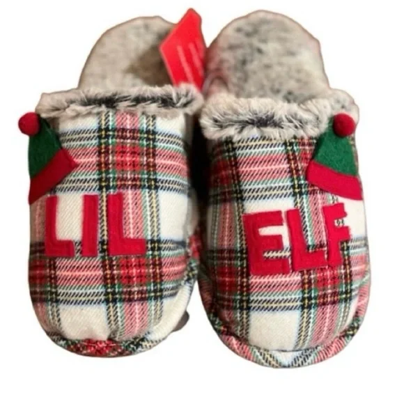 NWT. Wondershop- Kids Plaid Plush 