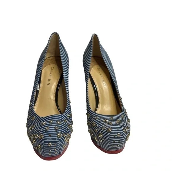 Gianni Bini Embellished Stars & Stripes blue & white Platform Heel Size 8.5