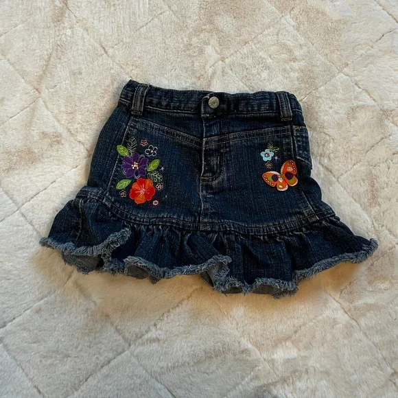 THE CHILDREN’S PLACE Denim Skirt and Burgundy Corduroy Skirt Bundle SIZE 4