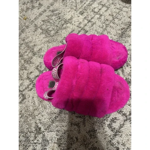 Ugg Girls Fluff Yeah Slide Size 2