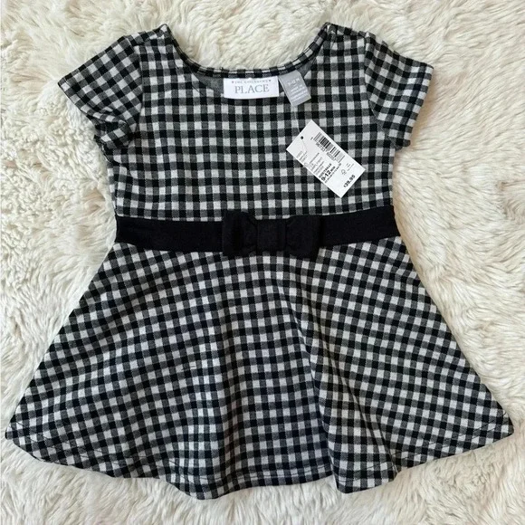 The children’s place 9-12 months black and white plaid shirt with bow