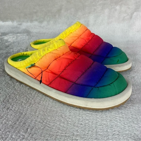 Sanuk Shoes Girls Kids Size 4 Rainbow Tie Dye Quilted Slip On Comfort Slippers