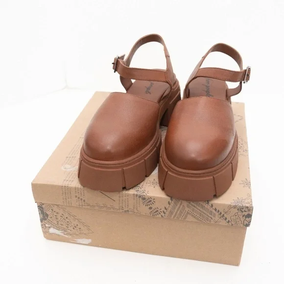 Free People |‎ Milan Platform Mary Janes Shoes