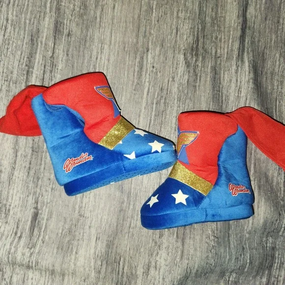 Kids Wonder Woman Slippers Boots‎ Red Blue Stars Gold Logo Size S(5/6)
