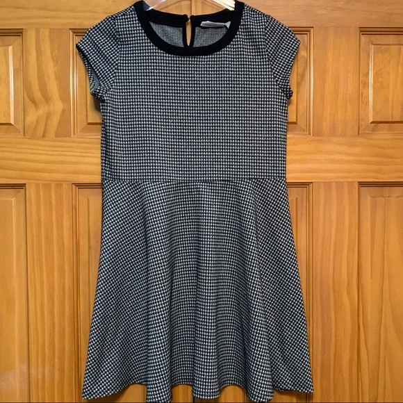 The Children’s Place Black/White Dress 16