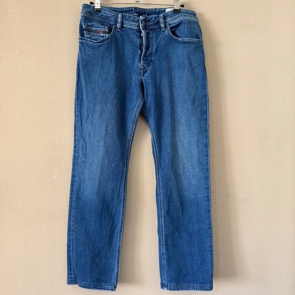 Diesel Men's Waykee Medium Wash denim Jean Size 31x32
