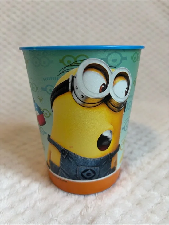 Minion-Themed Plastic Party Cup 16 Oz