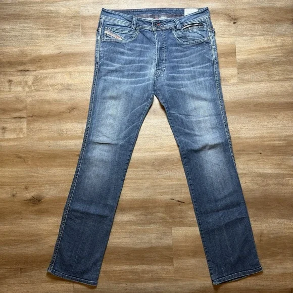 Diesel Paddom Jeans Men 33x32 Blue Straight Leg Stretch Made in Italy Fade 0R80Z