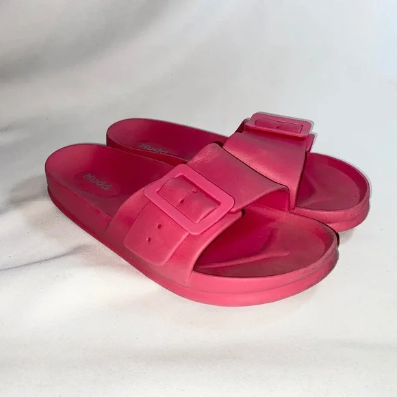 Mudd Hot Pink Buckle Slide Sandals Womens Summer Beach Shoes Vacation Waterproof