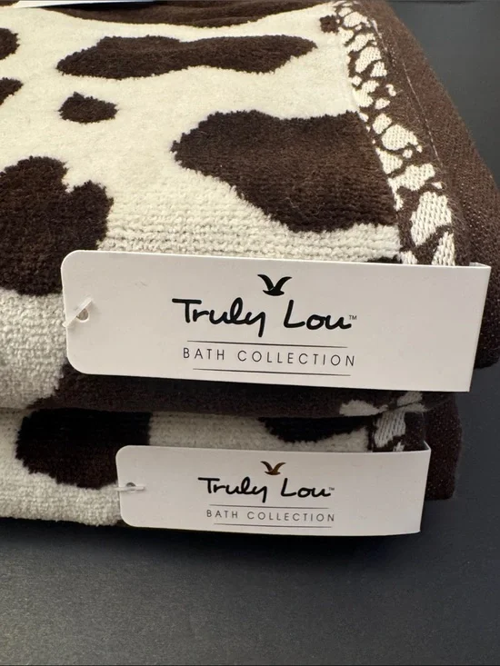 4pc TRULY LOU Bath Towel Set - Cotton Velour - Cow Print - Hot Fudge-Br/OffWhite
