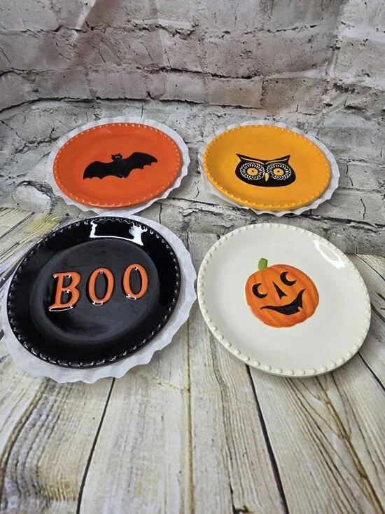 4  BOO Bat Pumpkin Owl Happy Halloween Plates 6.5
