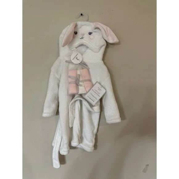Modern Baby Hooded Towel & Washcloths Set 0-9 Months White Pink Novelty