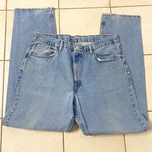 Levi Strauss 550 Mens Jeans Light Wash Straight Leg Denim Casual Pant Size 38x36