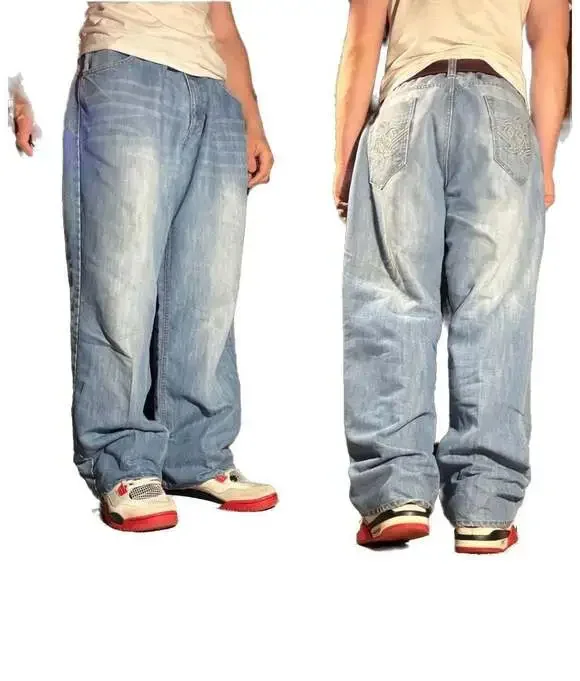 Avirex Relaxed Fit Embroidered Back Pocket Jeans 40x32