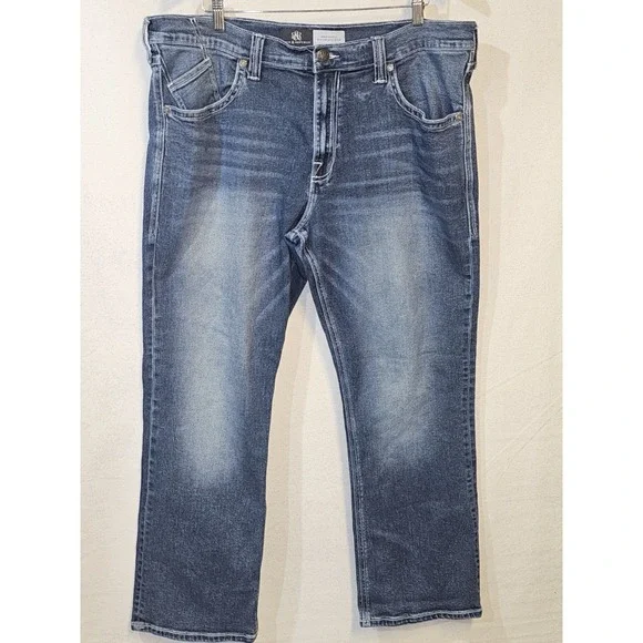 Rock & Republic Jeans Men's 40x32* Blue Relaxed Straight Distressed Denim Pants‎