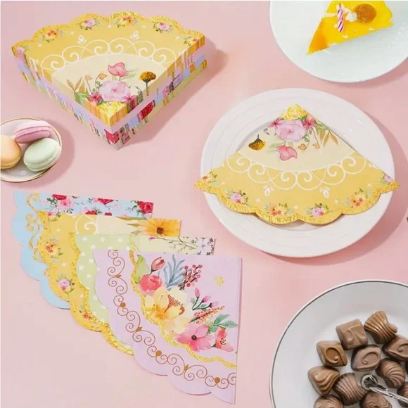 Floral Scalloped Edge 3-ply Paper Doily Napkins - 20 ct (4 designs)
