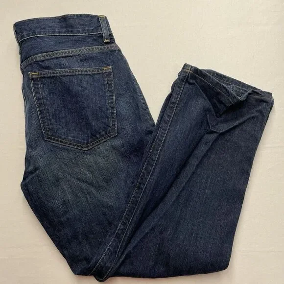 Cremieux Men's Denim Jeans 32x30 (32x28.5) Straight Medium‎ Wash