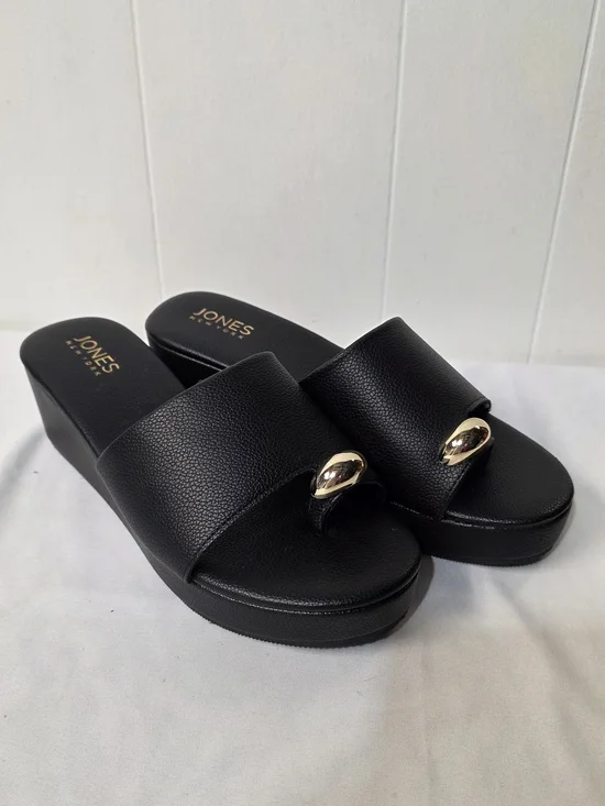 Jones New York Junely Black Platform Slide Sandals with Goldtone Accent Size 8