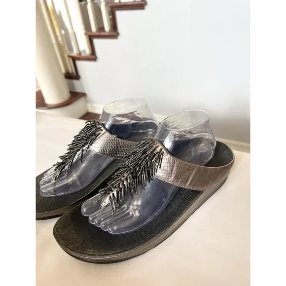Fitflop size 10 Cha Cha Sandals Nimbus Silver Comfort Arch Support Walking