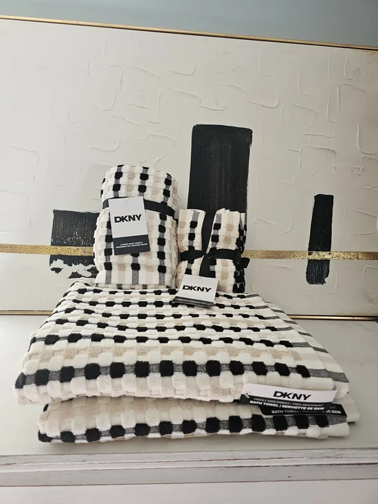 DKNY Black, White & Beige Checked Bath Towel Set Of 8