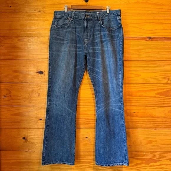 Cremieux Men’s Bootcut Denim Jeans 38x34