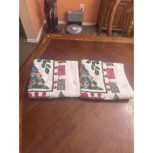 2 Vintage Bath Towel Holiday Themed Made In USA 42”X 24”