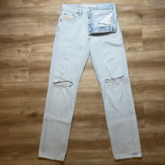 Vintage Diesel Keetar Jeans Men 30x32 Blue Straight Leg Light Wash Distress Y2K