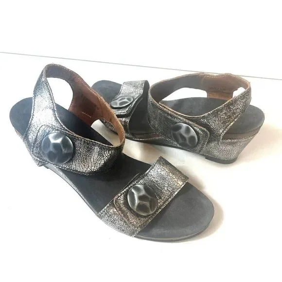 Taos Womens metallic Gray Leather Wedge Sandals EU 40 US 9.5 Sling Back Open Toe