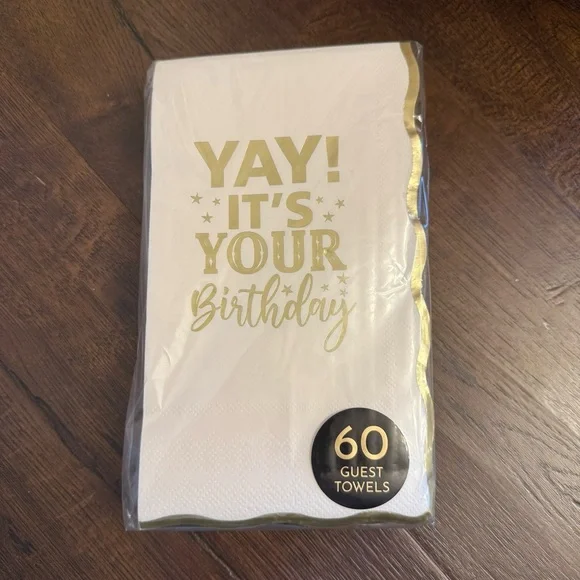 Party Craft Gold Embossed 3-Ply Birthday Party Napkins